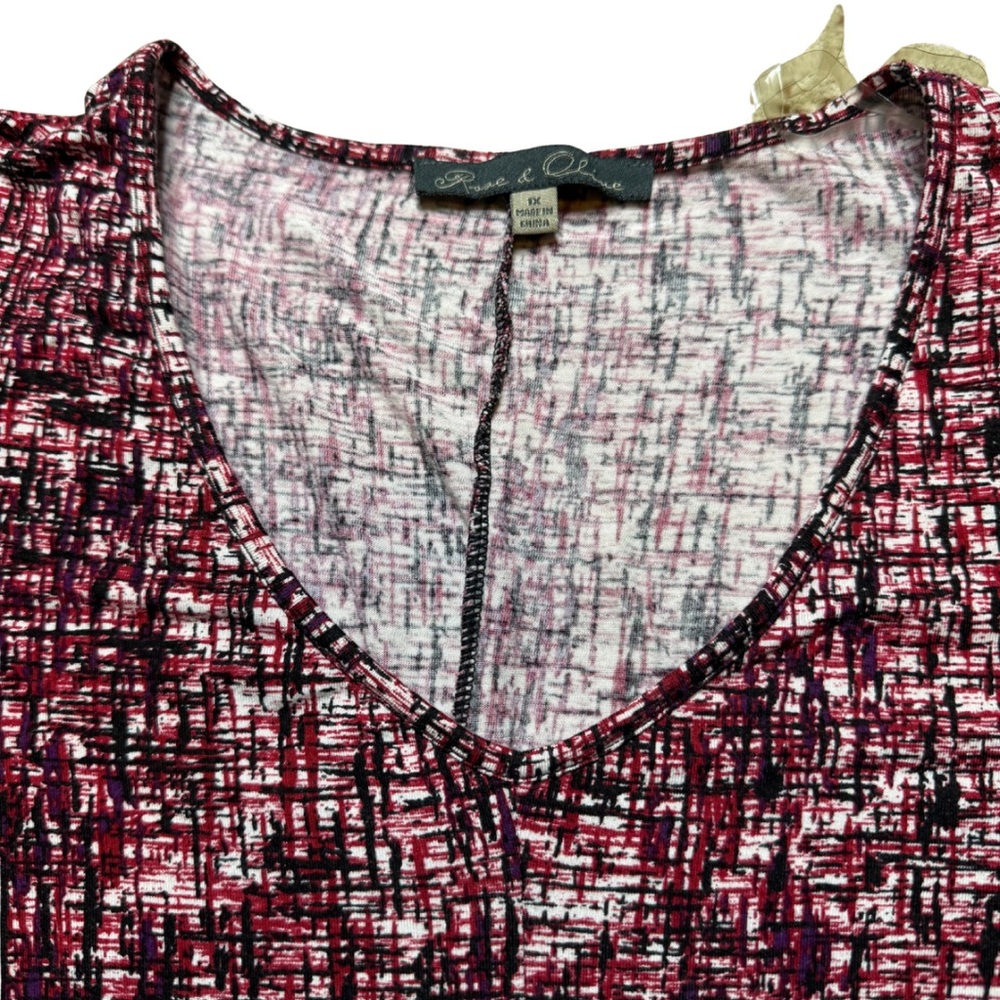Rose & Olive 1X Tunic Top Asymmetrical Hem Stretch V-Neck Plus Size - Picture 4 of 4